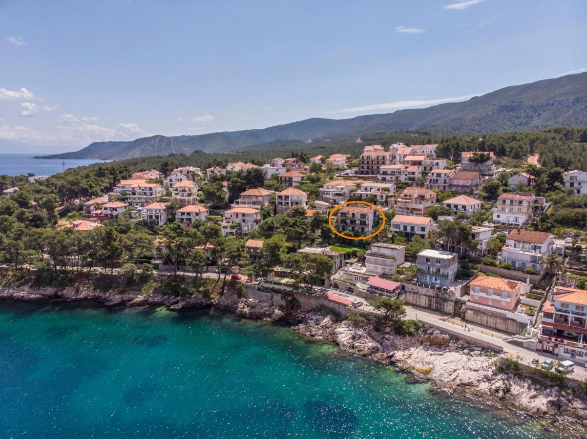 Apartments And Room Caric Jelsa  Esterno foto